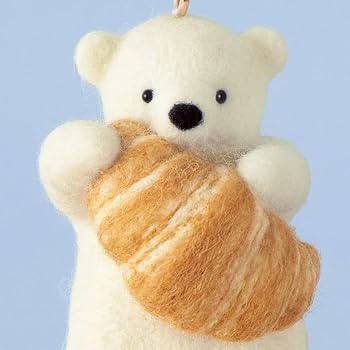 ハンドメイド　シロクマの親子と雪の結晶のストラップ　ファスナーチャームにも変更可 シロクマ／ちょこんと氷乗りストラップ – SUNHOSEKI